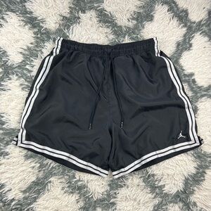 Jordan Men’s Black Club Woven Shorts Size XXL DQ7354-010